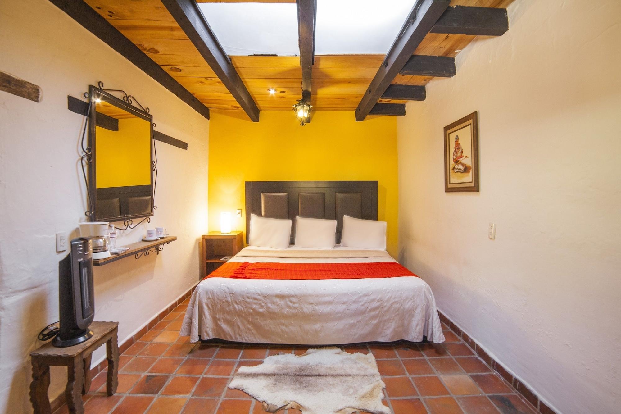 Hotel Adobe Y Teja San Cristóbal de Las Casas Eksteriør bilde