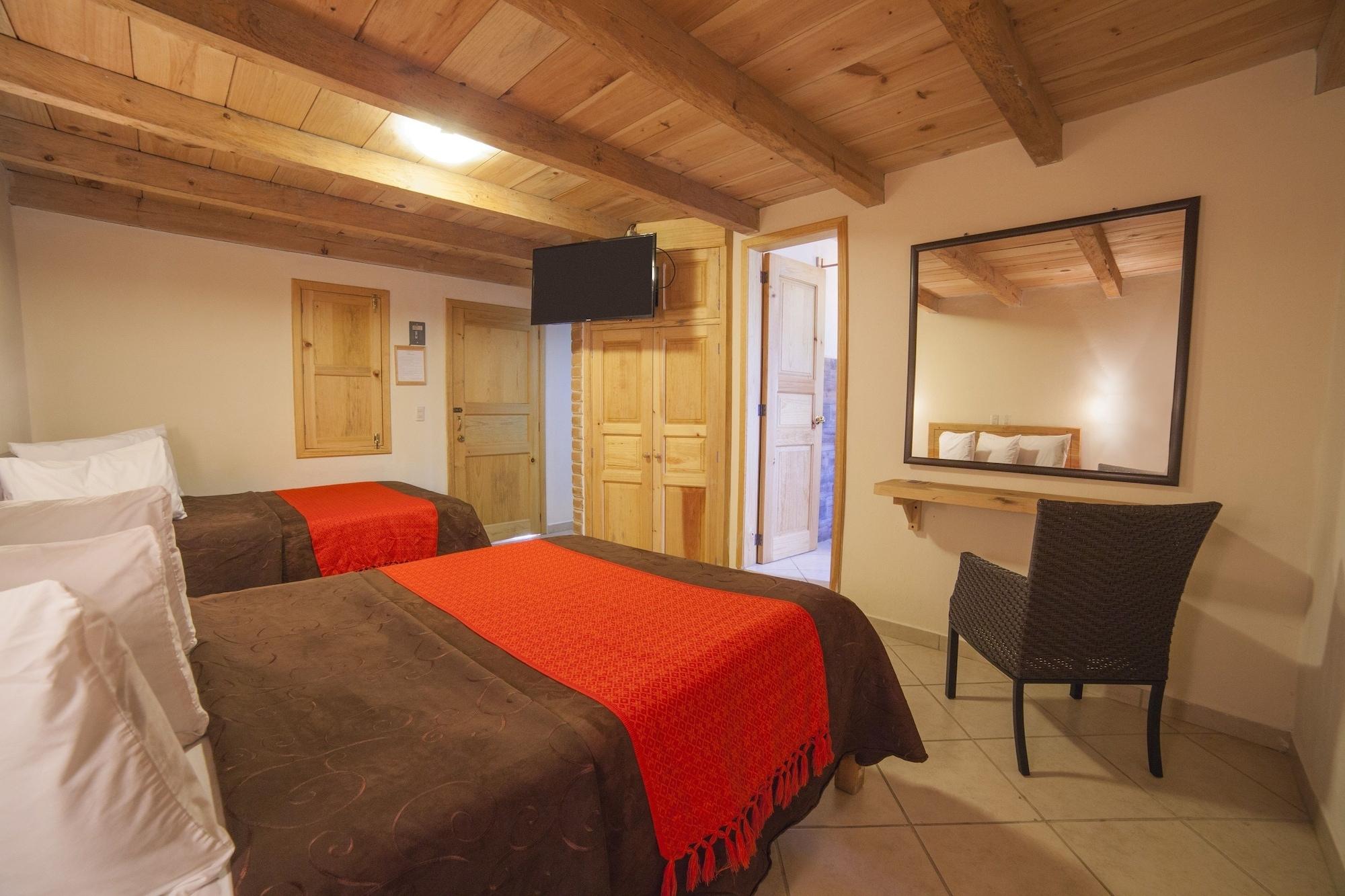 Hotel Adobe Y Teja San Cristóbal de Las Casas Eksteriør bilde