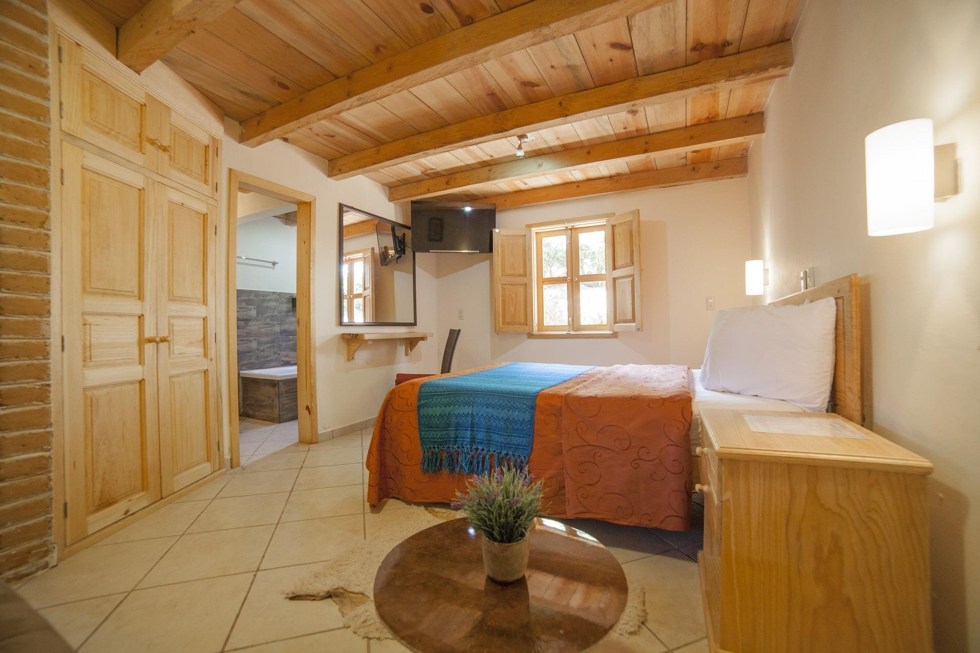 Hotel Adobe Y Teja San Cristóbal de Las Casas Eksteriør bilde